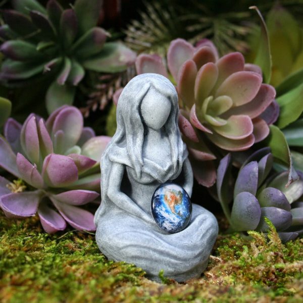 Gaia Earth Mother Goddess Statue | Garden Decoration Resin Craft Sculpture Ornament - Image 2